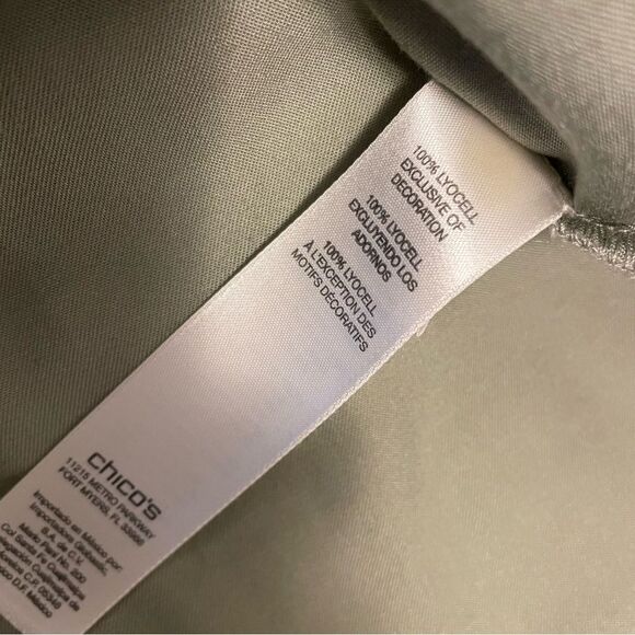 Chico's Embellished Military Inspired Artisan Utility Jacket Size 2 or MED - Picture 8 of 8